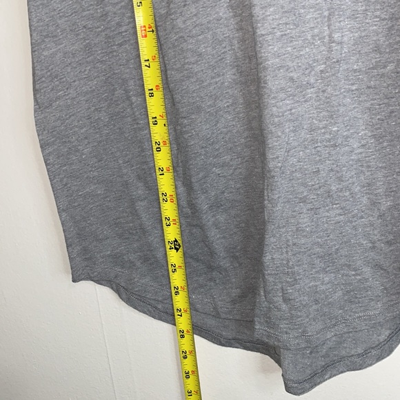 🦋NWT PINK Grey t-shirt! - Picture 7 of 8